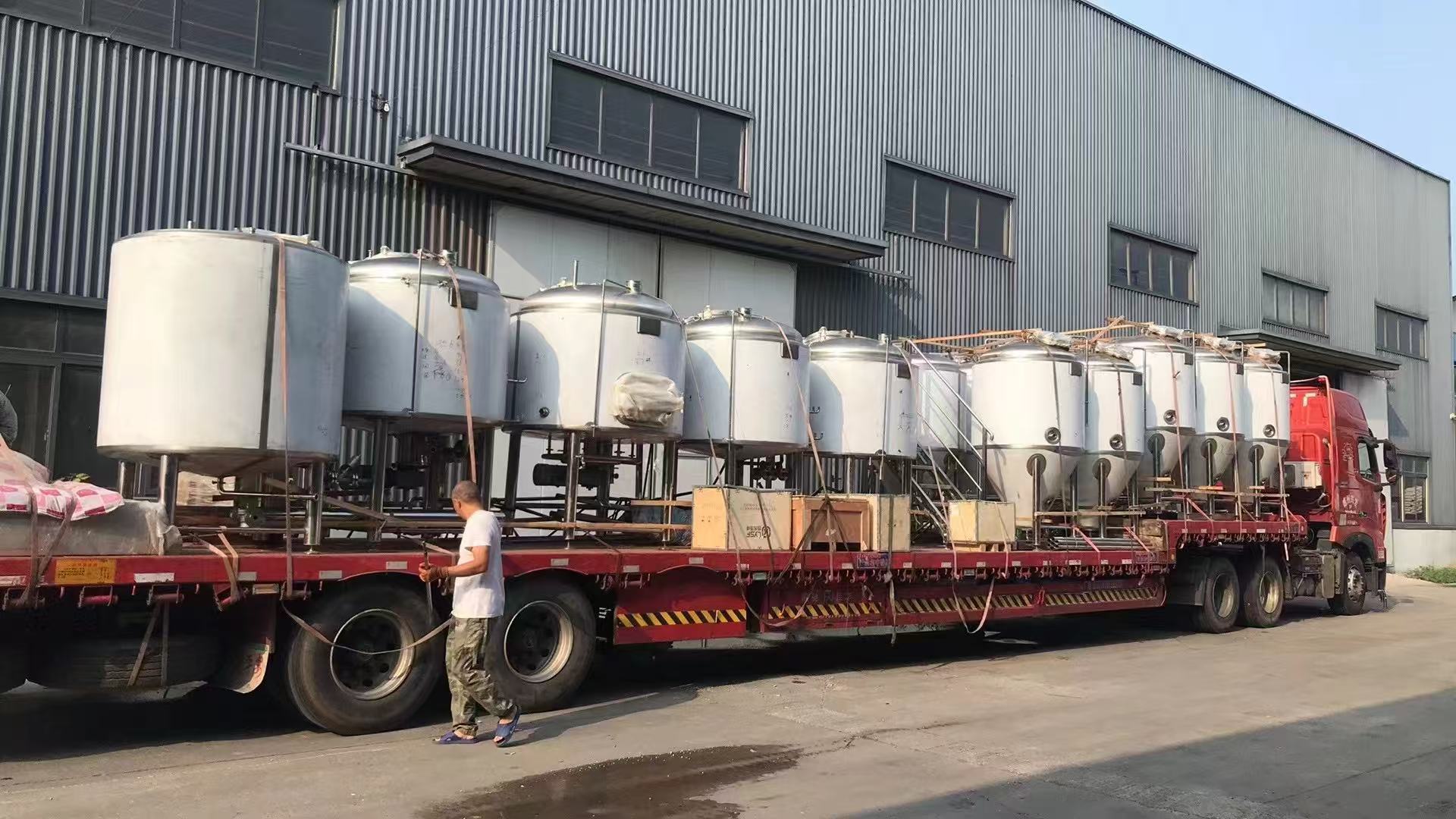 丰台精酿啤酒设备厂—精酿啤酒设备